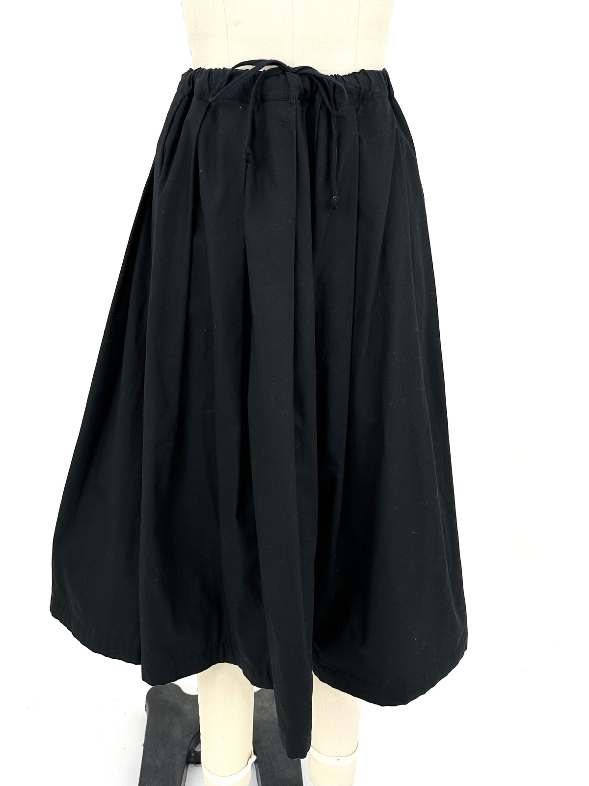 Black Comme Des Garçons Pleated Midi Skirt | Mercy Vintage