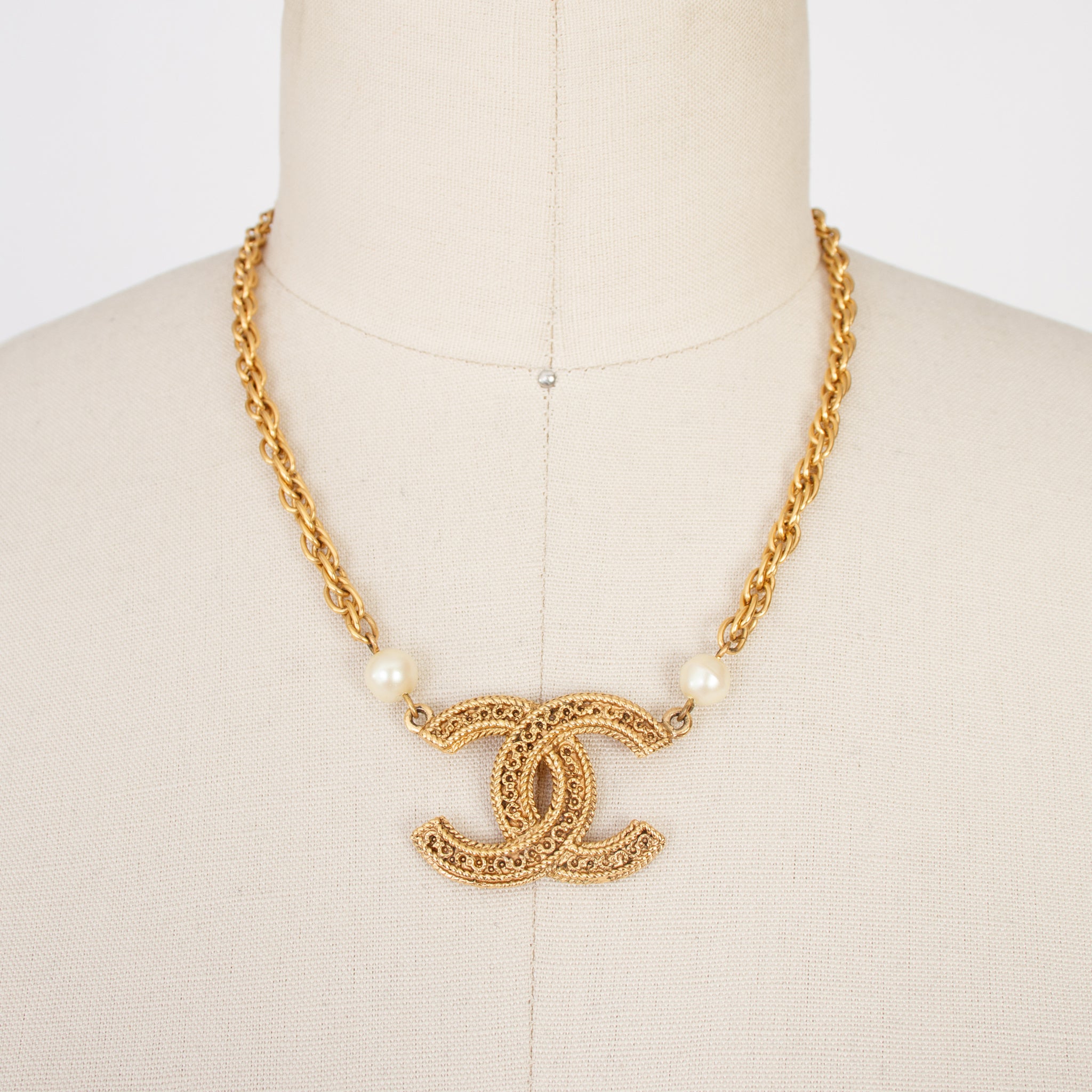 Chanel Faux-Pearl Gold-Tone CC Chain Necklace