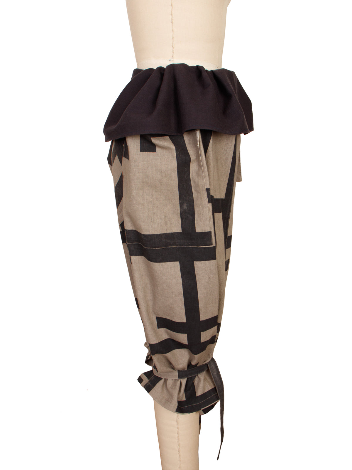 Sou Sou Hakama Tie Printed Pants
