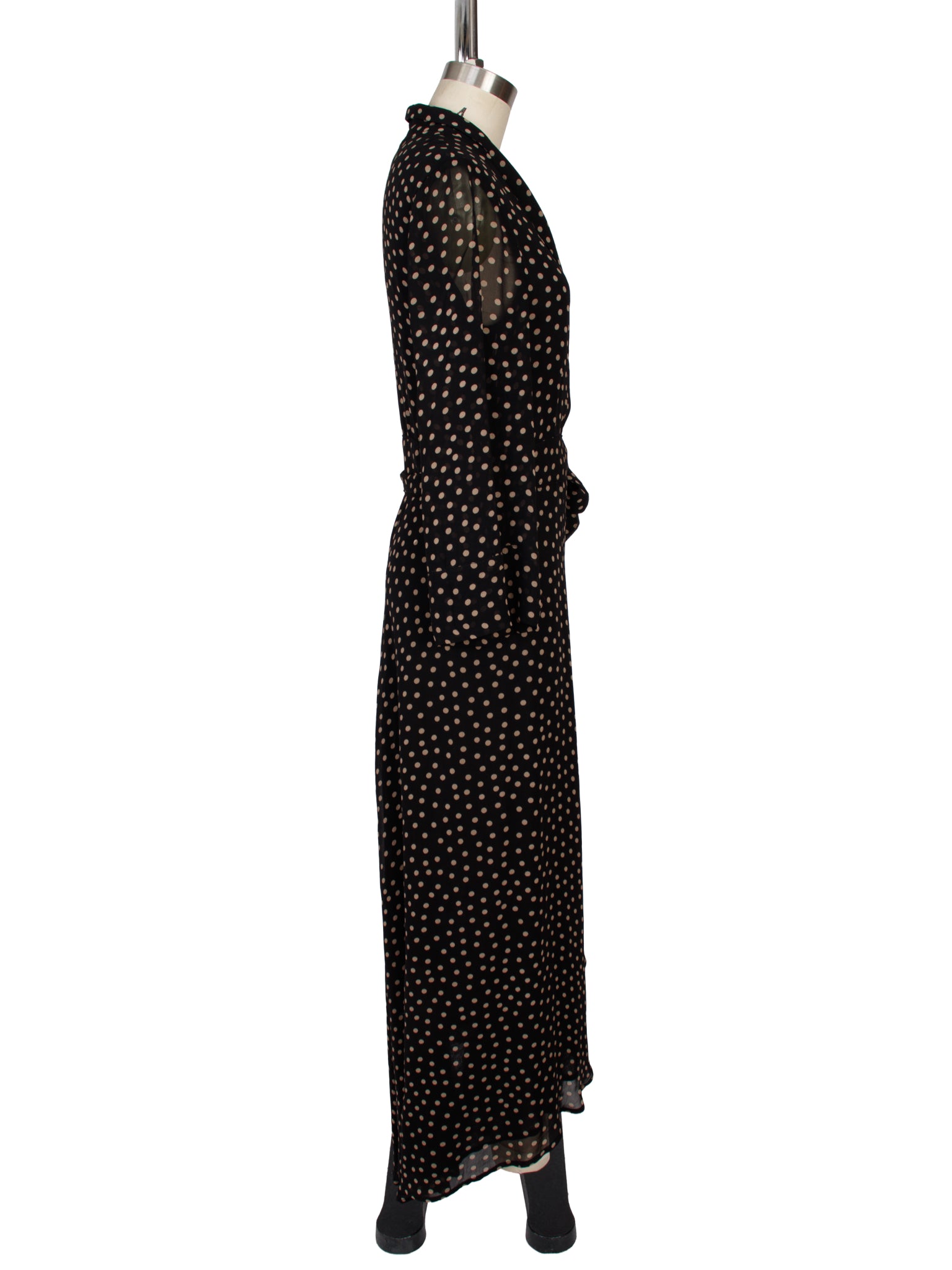 ganni wrap dress Mini by this dress is a size 40 and designed for women. GANNI Smocked Satin Ruffle Collar