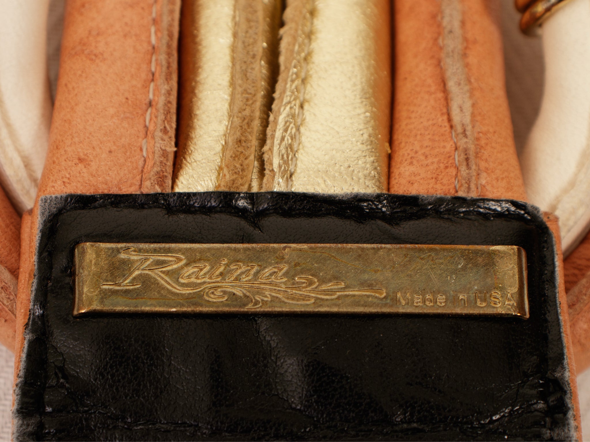 1990s Raina Leather Knotted Wide Belt