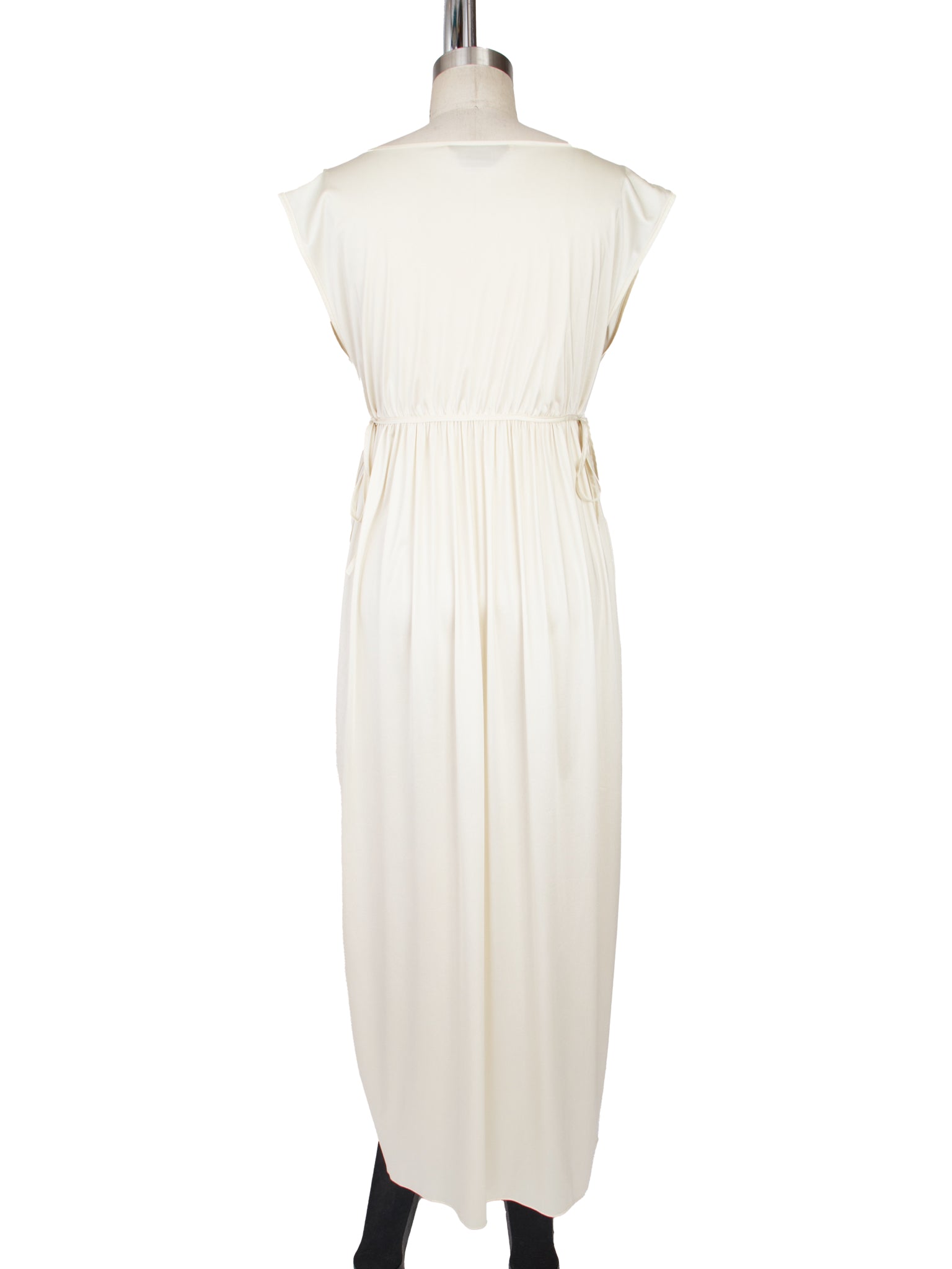 Oscar De La Renta Embroidered Nightgown & Robe Set