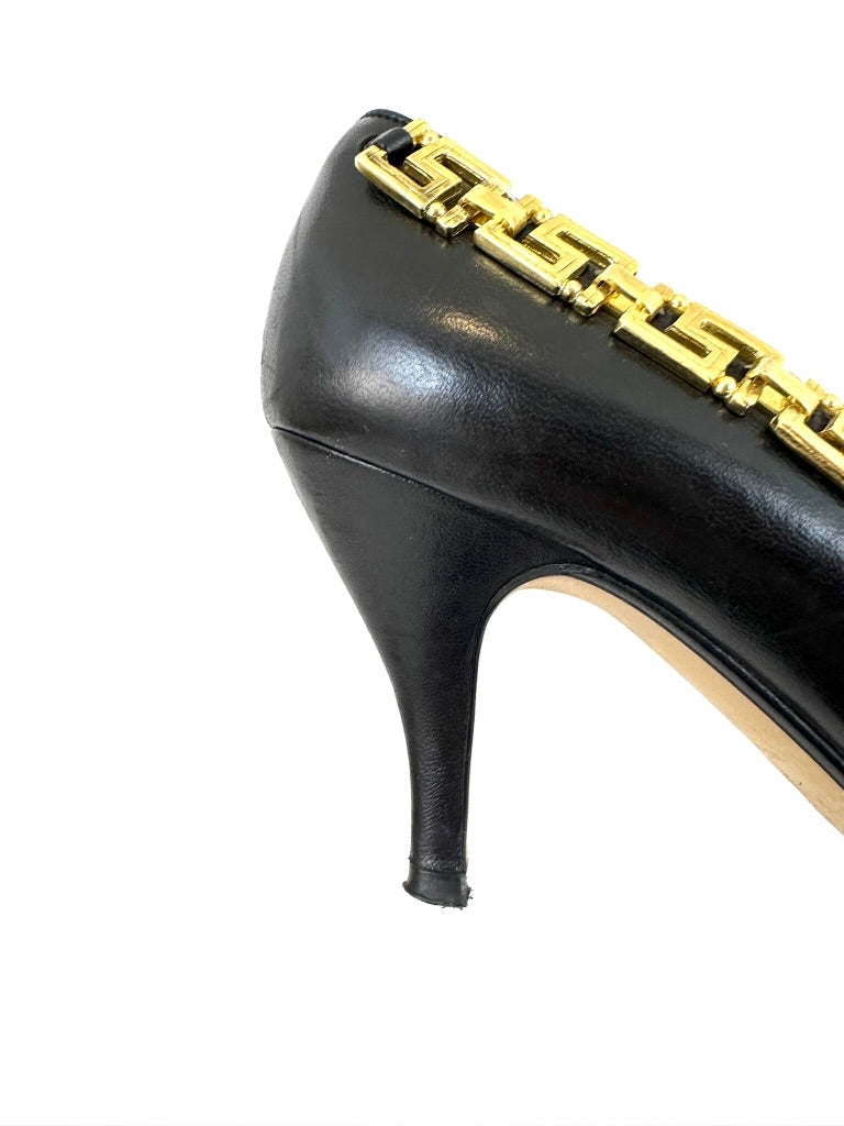 Gianni Versace Gold Chain Pumps