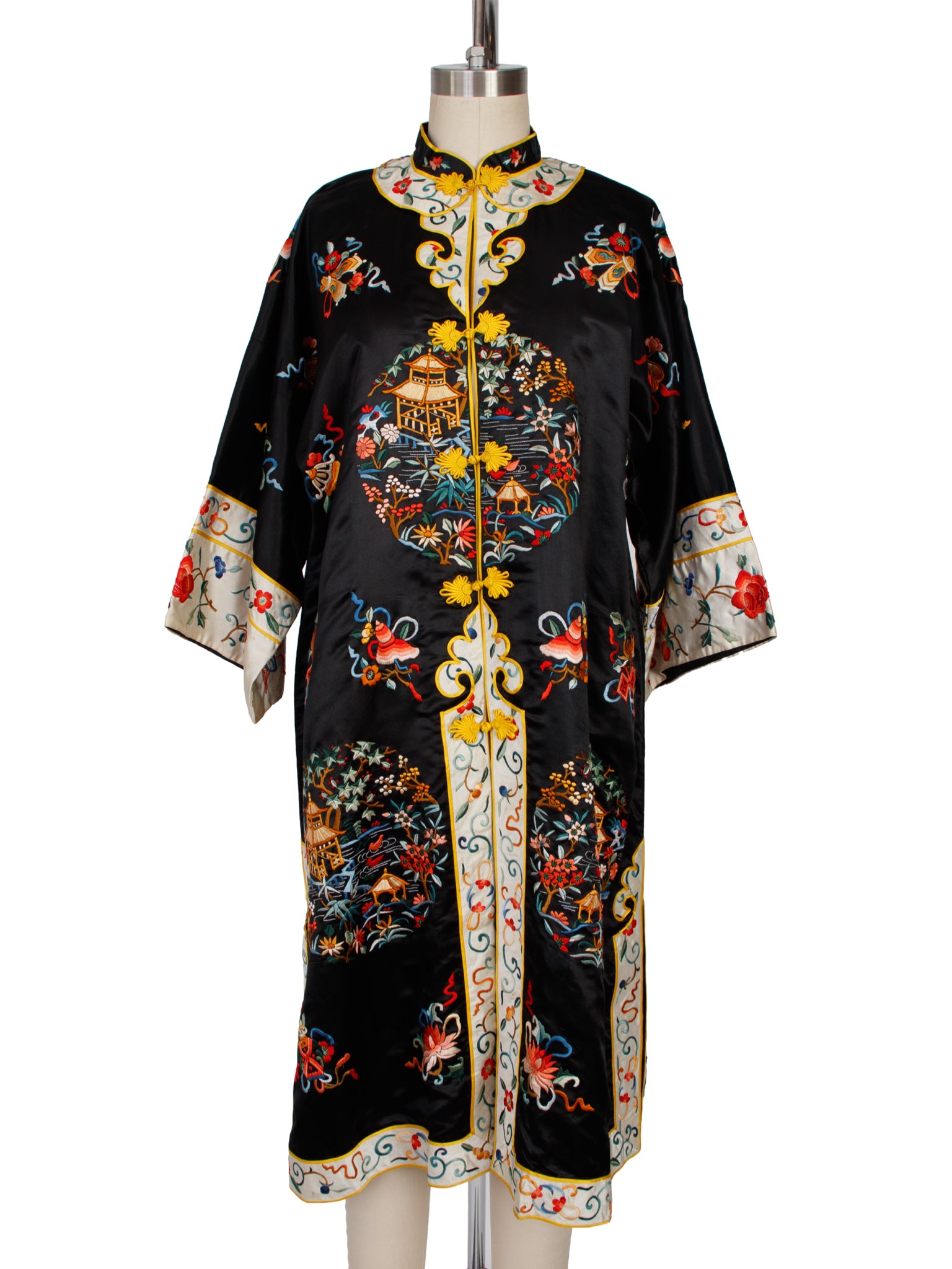 1950s Bai Hua Silk Chinese Embroidered Robe