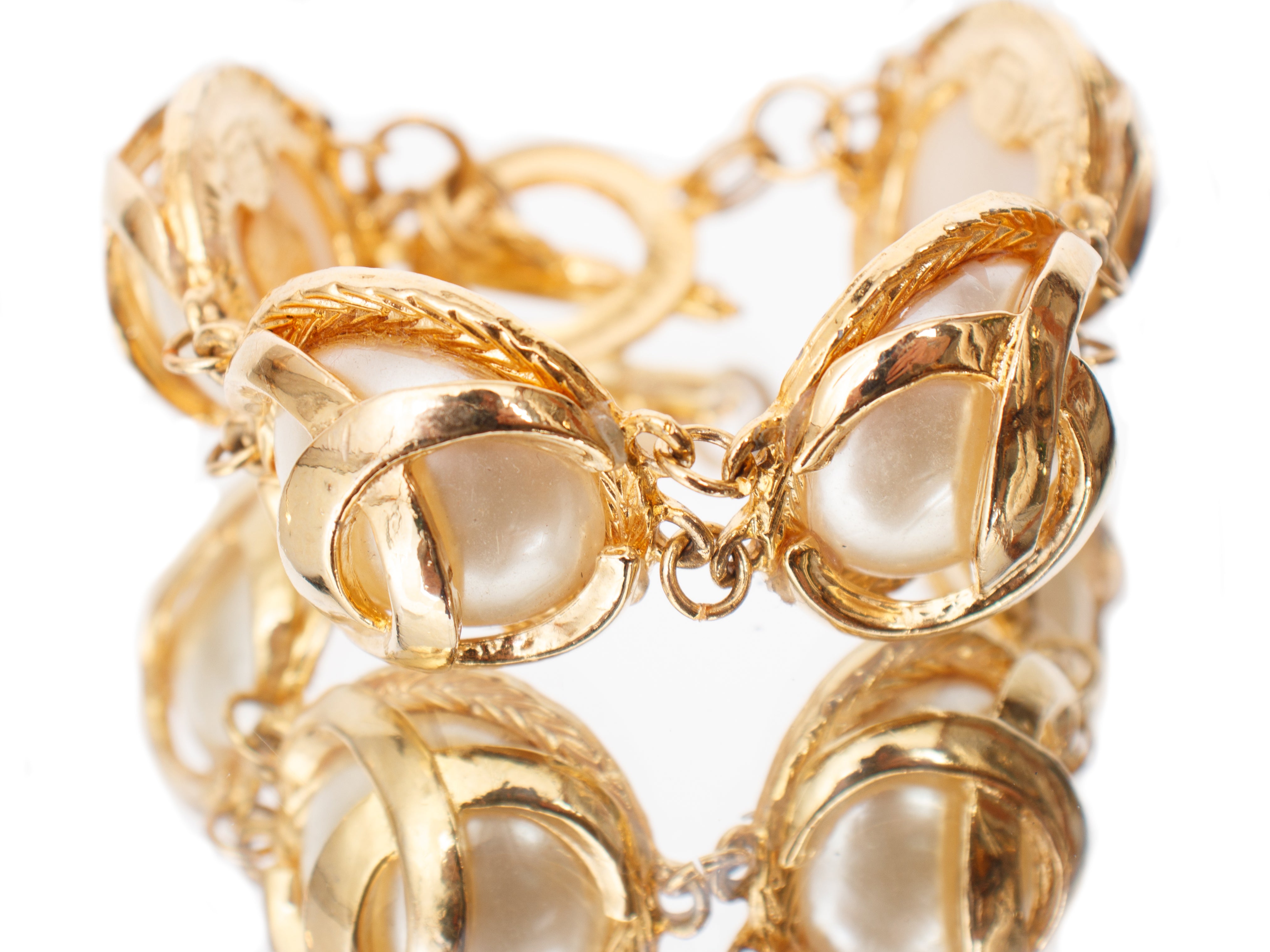 Chanel Costume Pearl CC Bracelet*