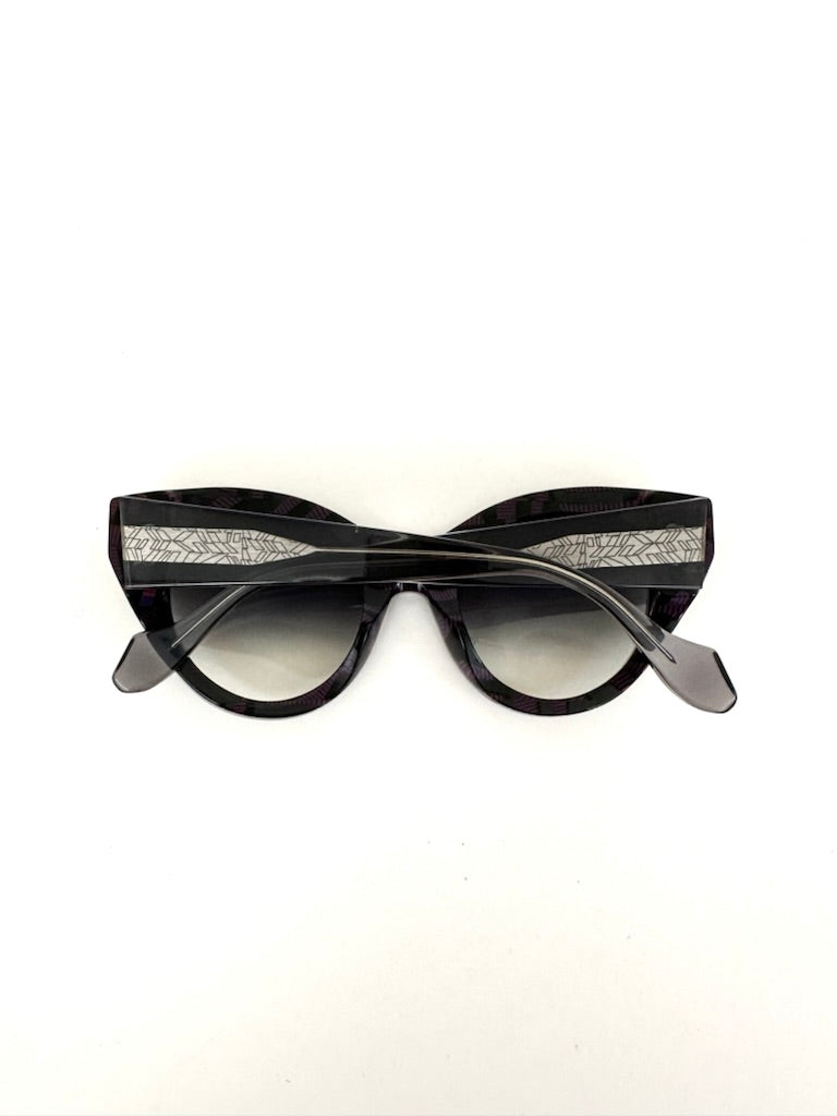 Fendi Oversize Graphic Sunglasses