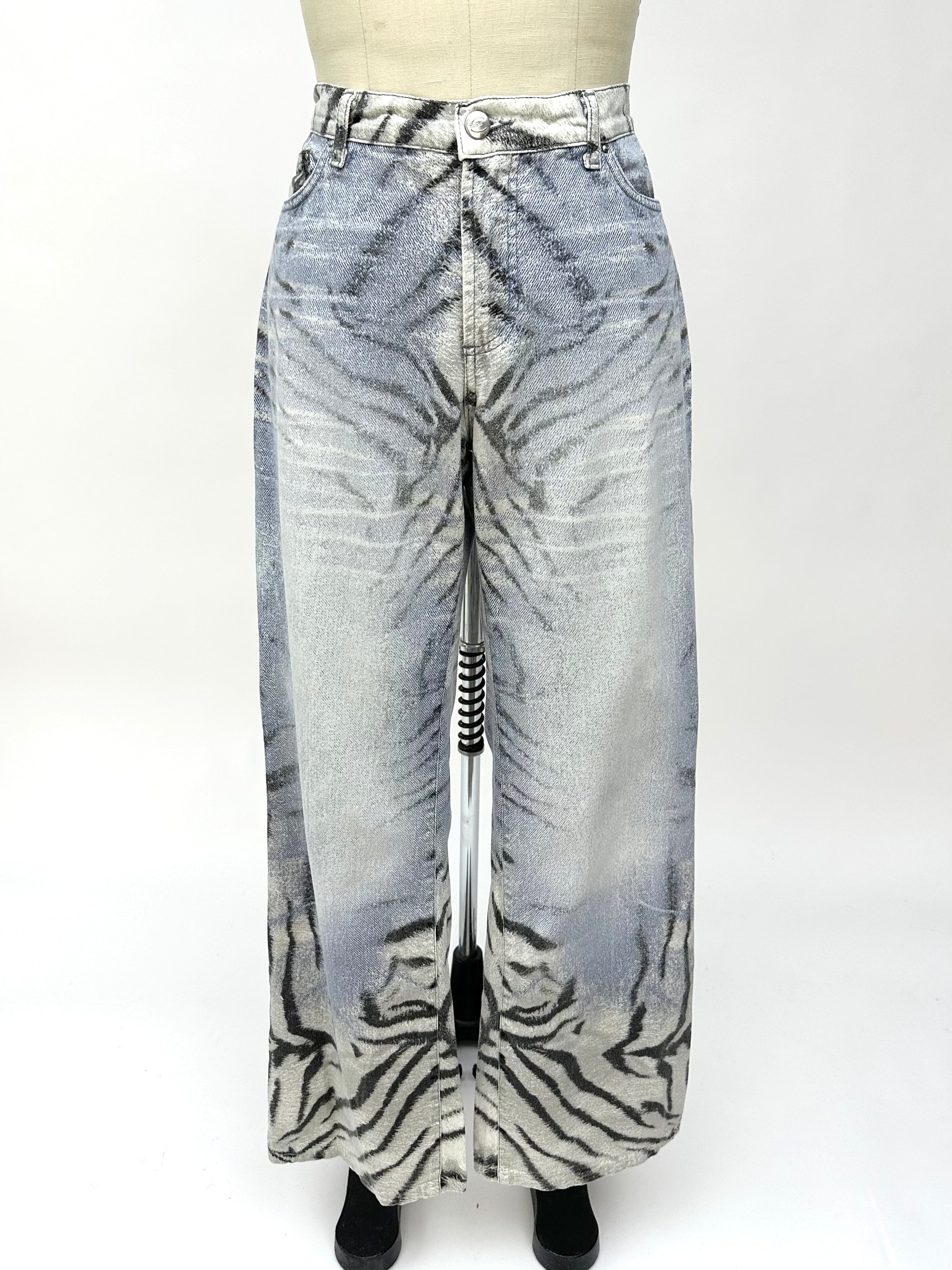 パンツ JUST CAVALLI Woman Pants Multicolor 78PAA112NS600 716 Just Cavalli Women's Multi-Color 100% Silk Floral Print