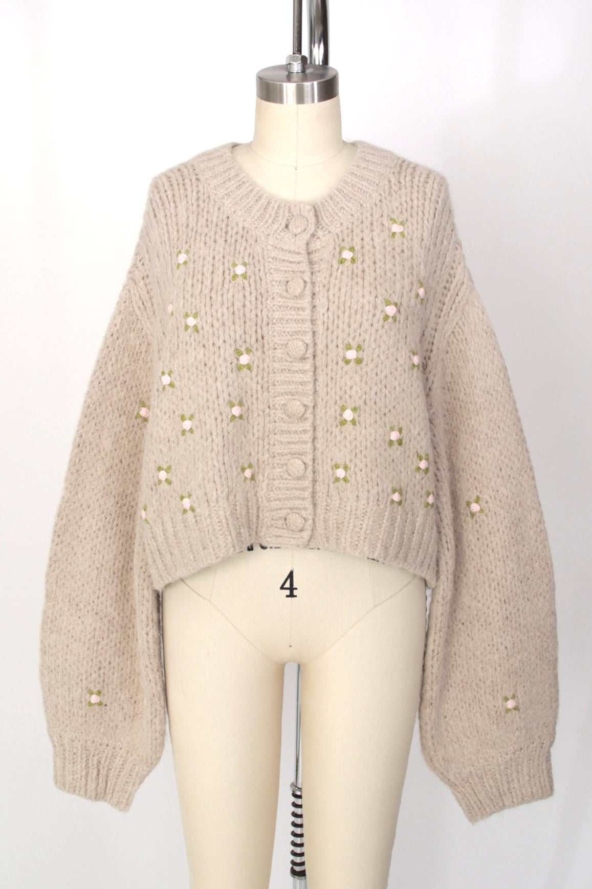 美品♡¥63,800♡FOXEY\"Antonia Cardigan\" Cardigan – ページ – FOXEY 公式オンラインブティック
