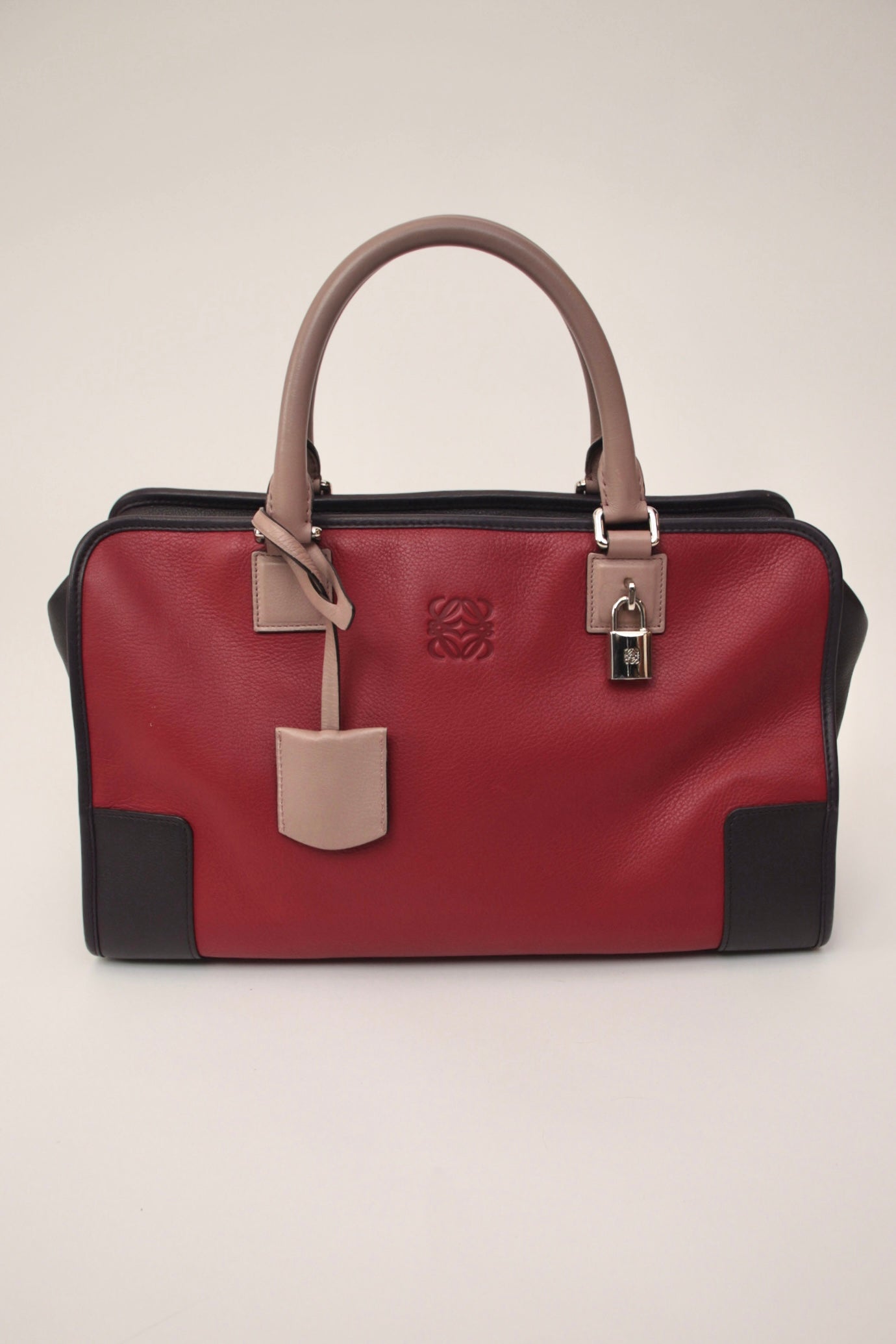 LOEWE AMAZONA 23 BAG ブリックレッド　中古 LOEWE AMAZONA 23 BAG ブリックレッド 中古 - メルカリ