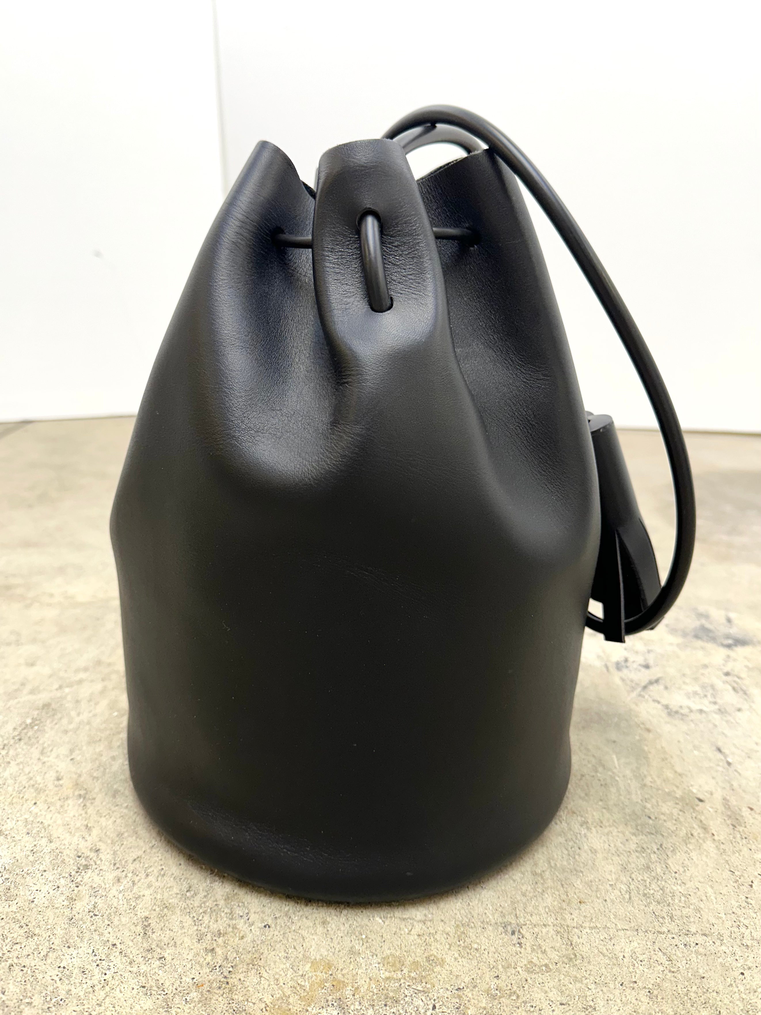 Building Block Tassel Bucket Bag | Mercy Vintage