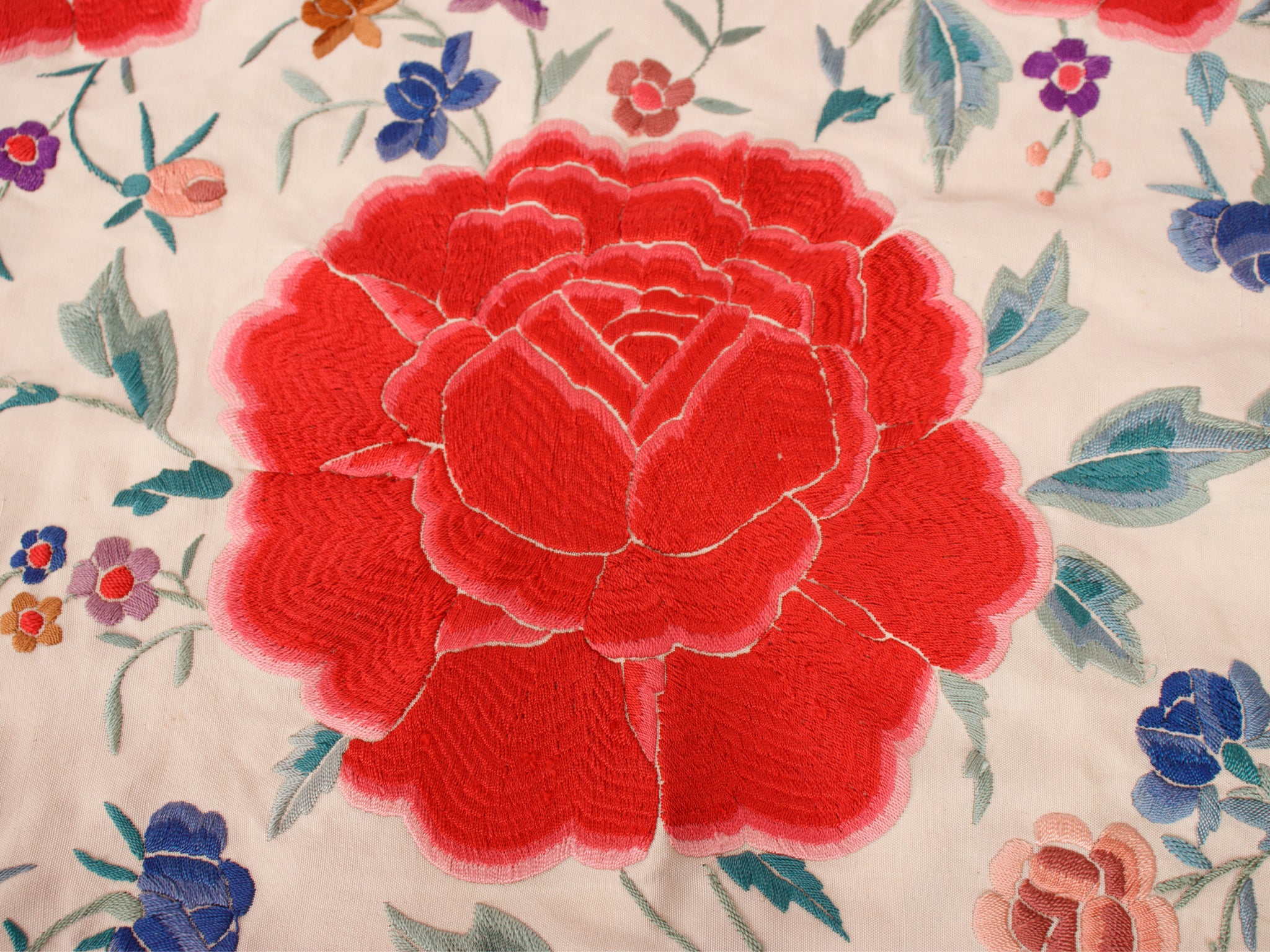 Silk Floral Embroidered Piano Shawl