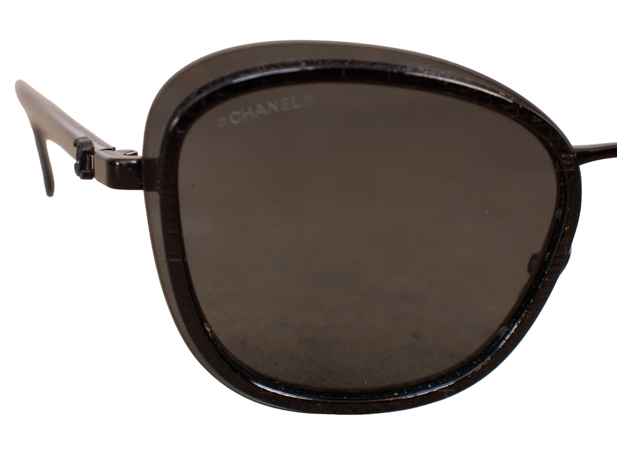 Chanel Etched 4264 Metal Trim Sunglasses as-is