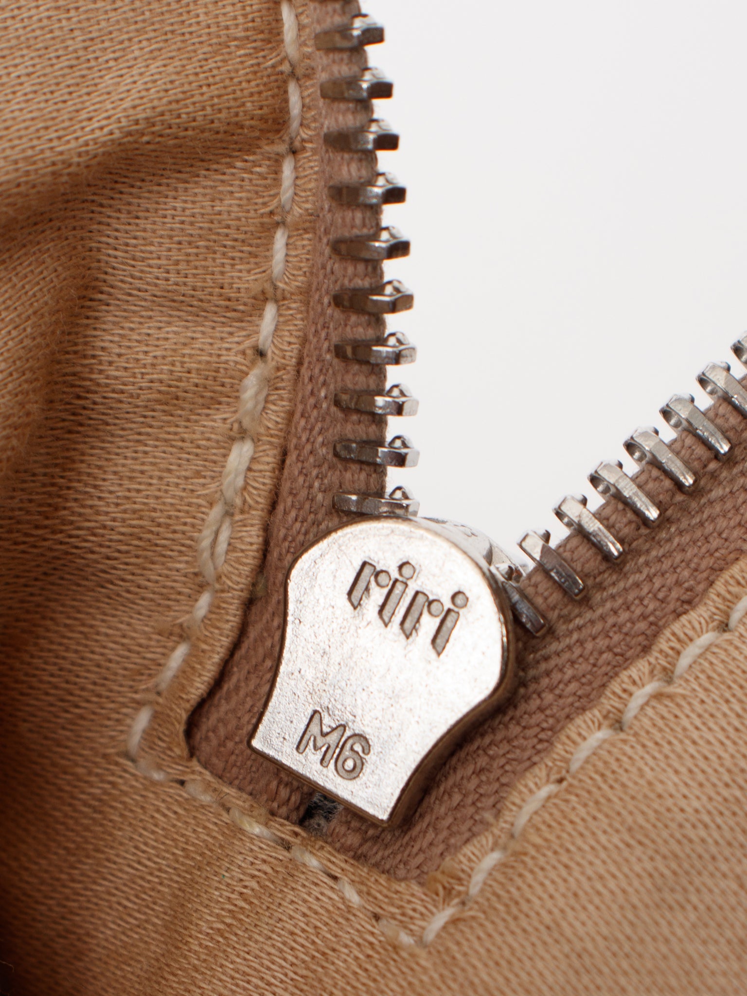 Hermes Clemence Victoria II 50 Leather Bag