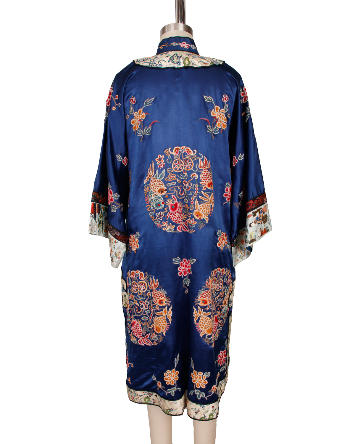 1930s Chinese Silk Embroidered Robe