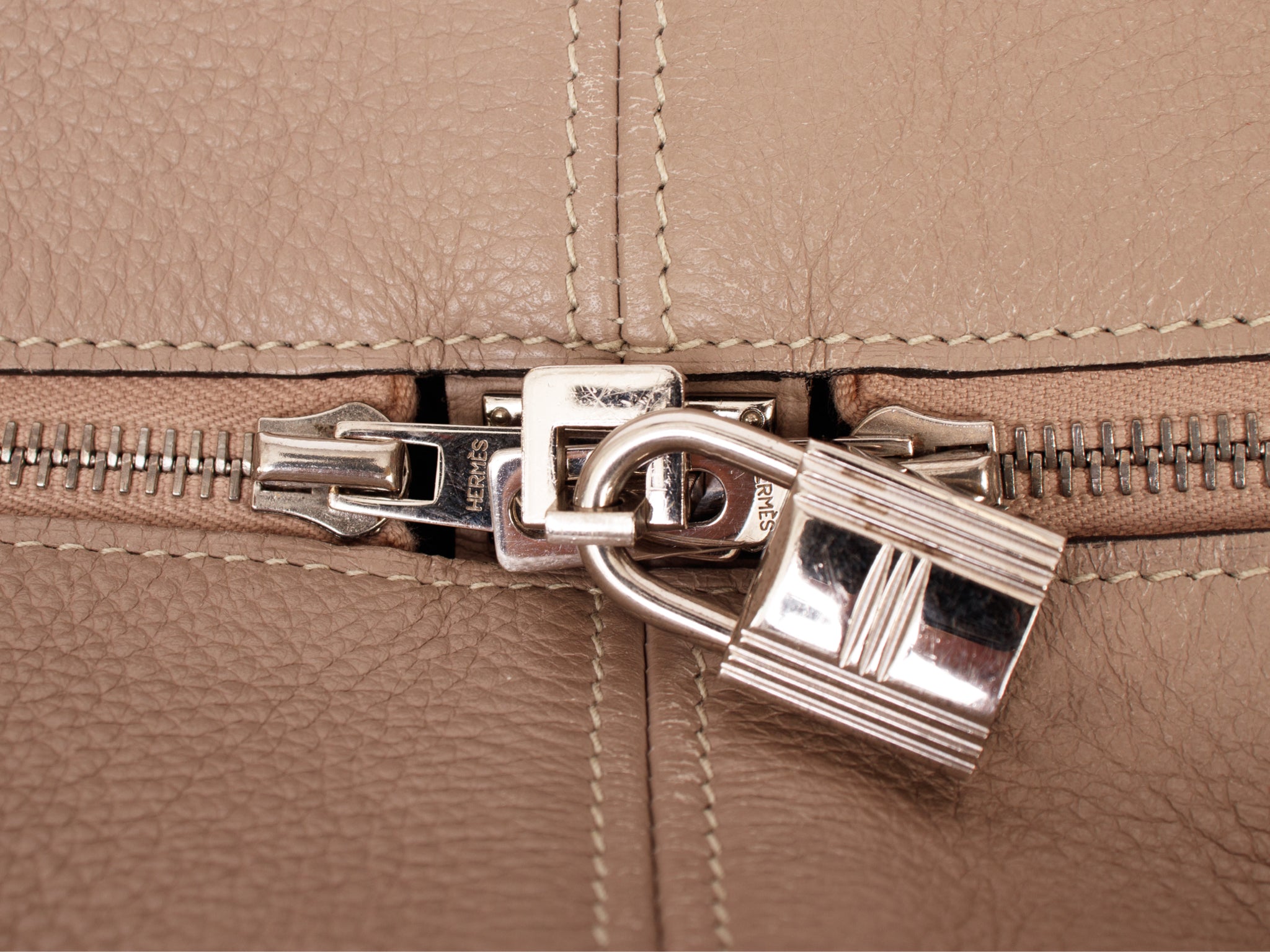 Hermes Clemence Victoria II 50 Leather Bag