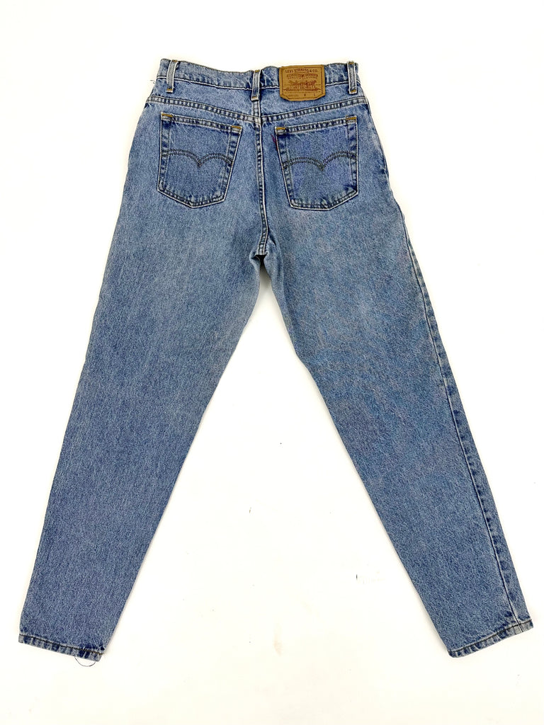 90s Levi's 379 Red Tab Jeans / Size 29