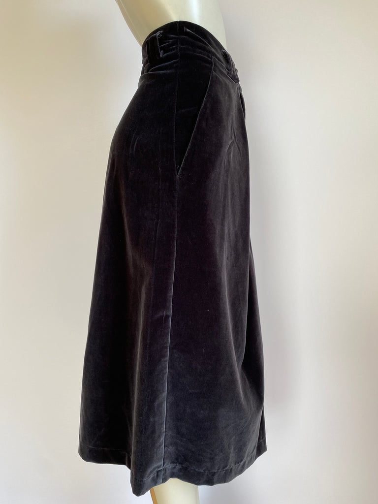 Anntian Velveteen Midi Skirt