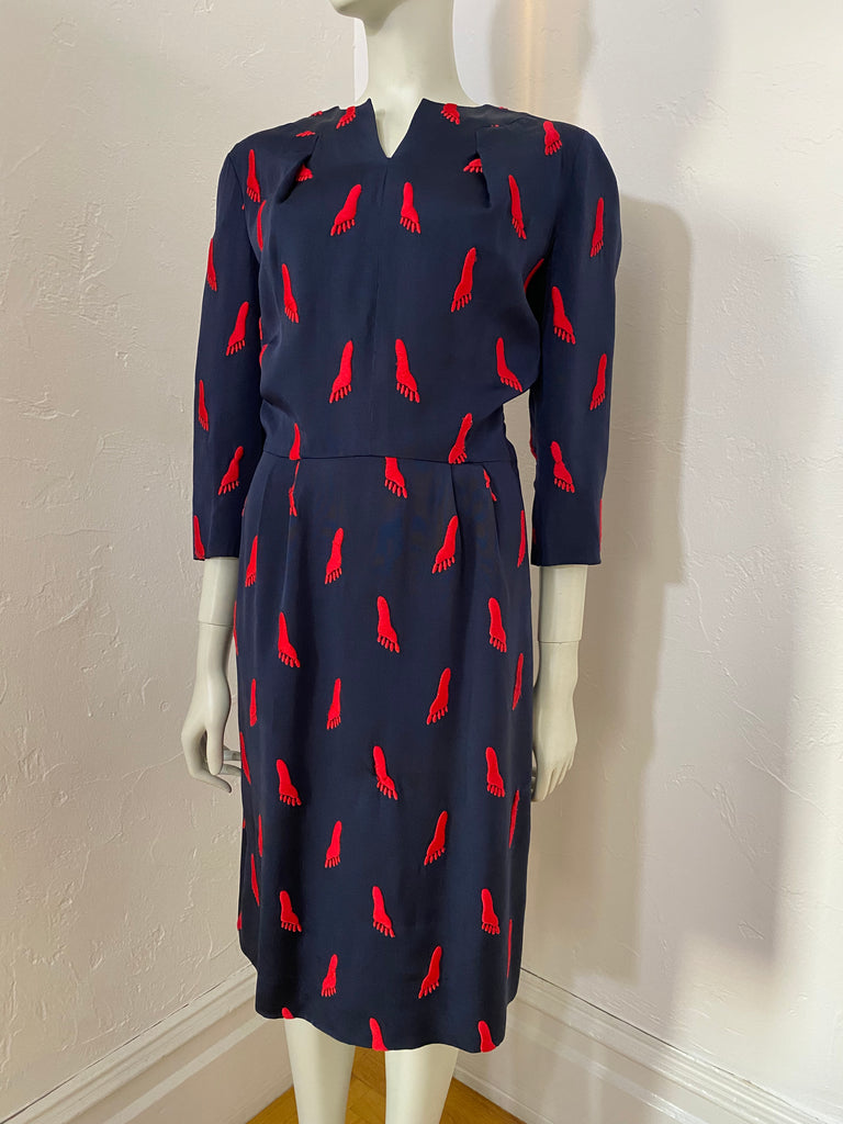 ‘50s Embroidered Foot Print Dress